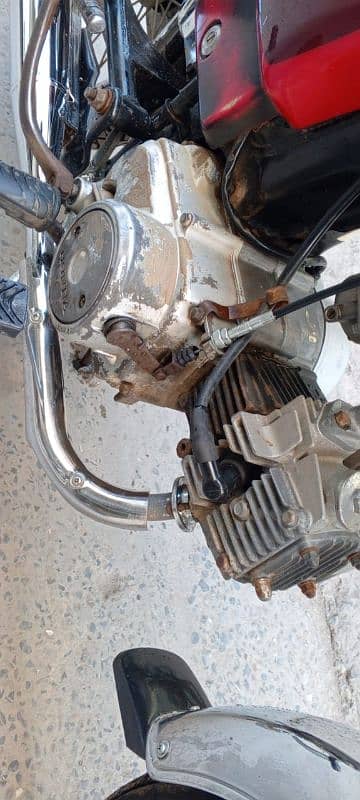 Honda 70  03049458072 serious buyer ic number pe rabta kare 7