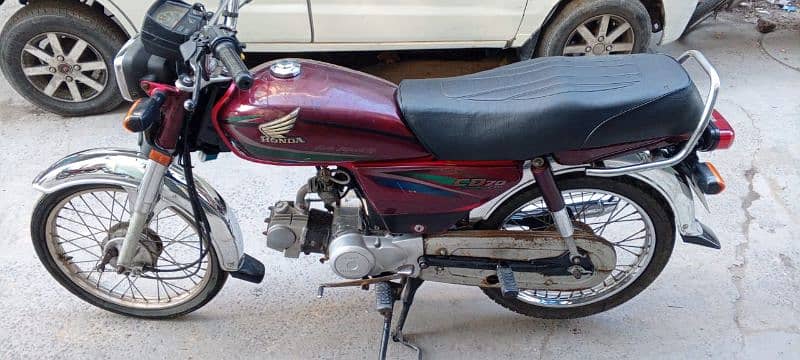 Honda 70  03049458072 serious buyer ic number pe rabta kare 13