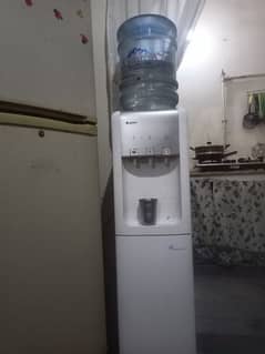 Water dispenser