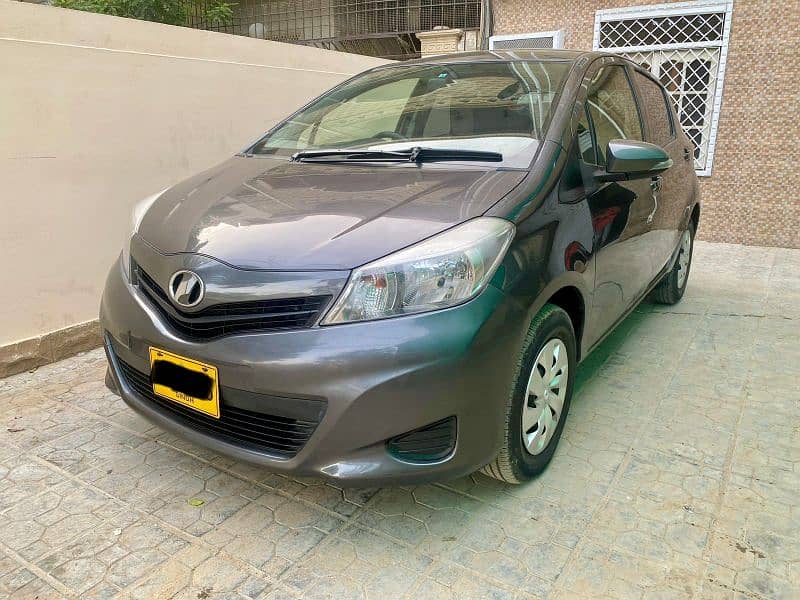 Toyota Vitz 2014 4