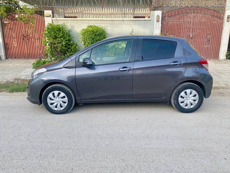 Toyota Vitz 2014 10