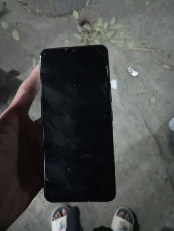 Title 4+4 128  me mobile ki new condition he 0