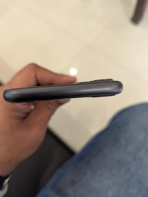 iPhone 11 Official PTA Approved 2