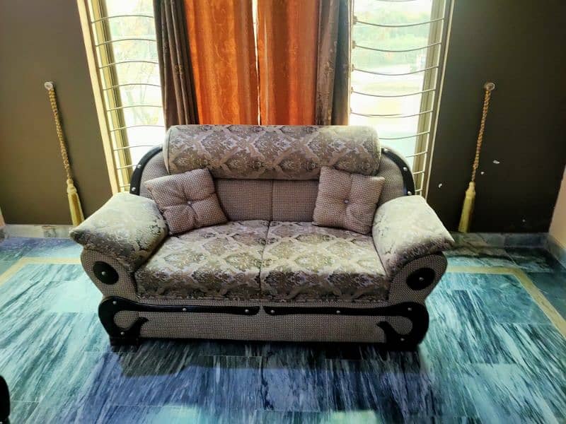 Sofa for sale as like new 5