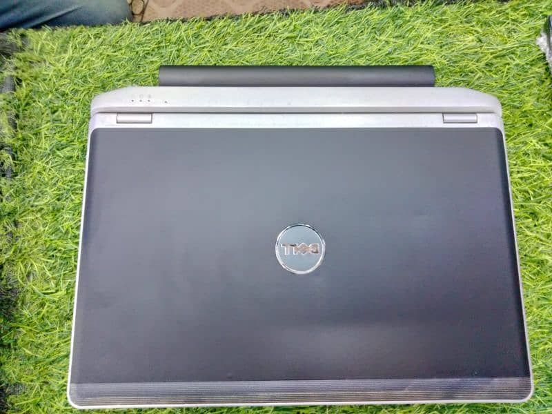 Dell Laptop core i5 3rd generation 4gb Ram 500gb hdd 8