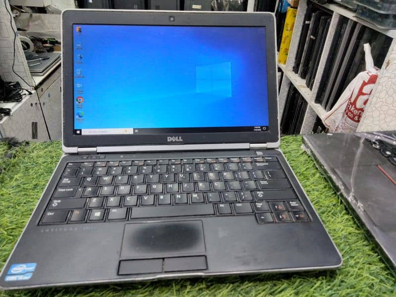 Dell Laptop core i5 3rd generation 4gb Ram 500gb hdd 9