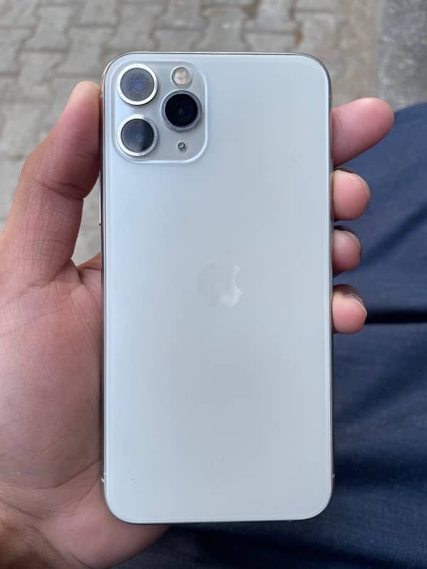 iPhone 11 Pro 0