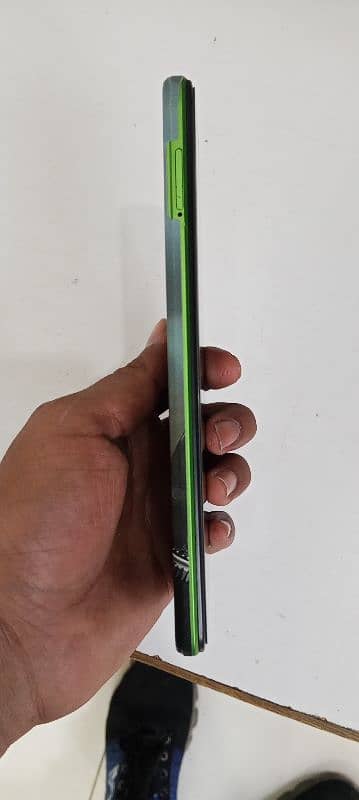 Infinix hot 12 6 128 for sale 3