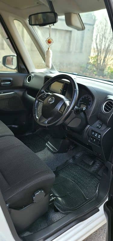 Nissan Roox 2016 7