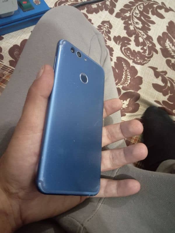 Huawei Nova 2plus 4 128 0