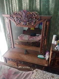 dressing table