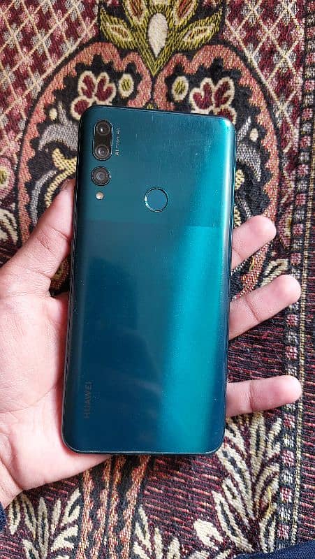 Huawei y9 prime best for hosport 4/128 0