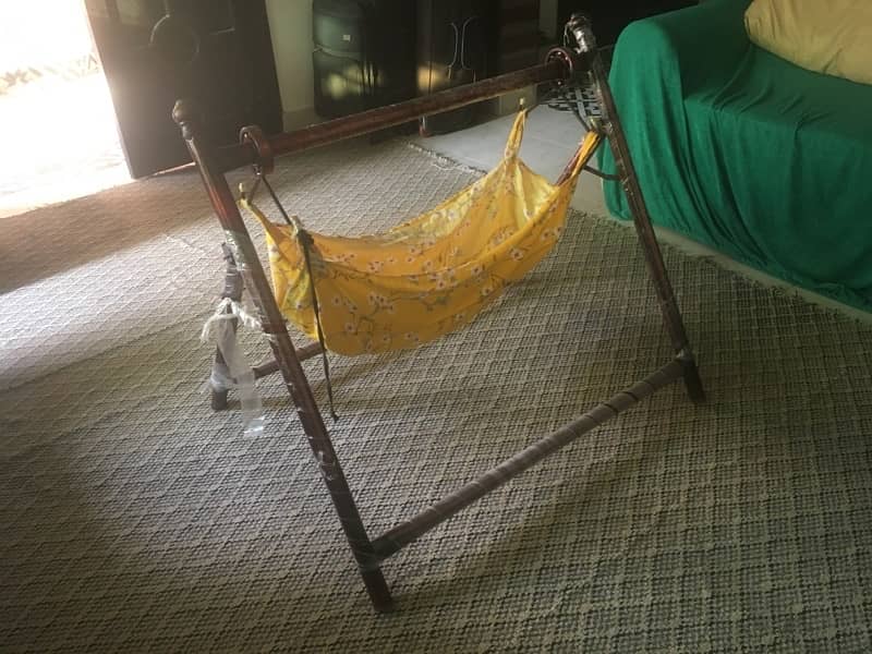 Kids Swing (Jhula) New Condition 4