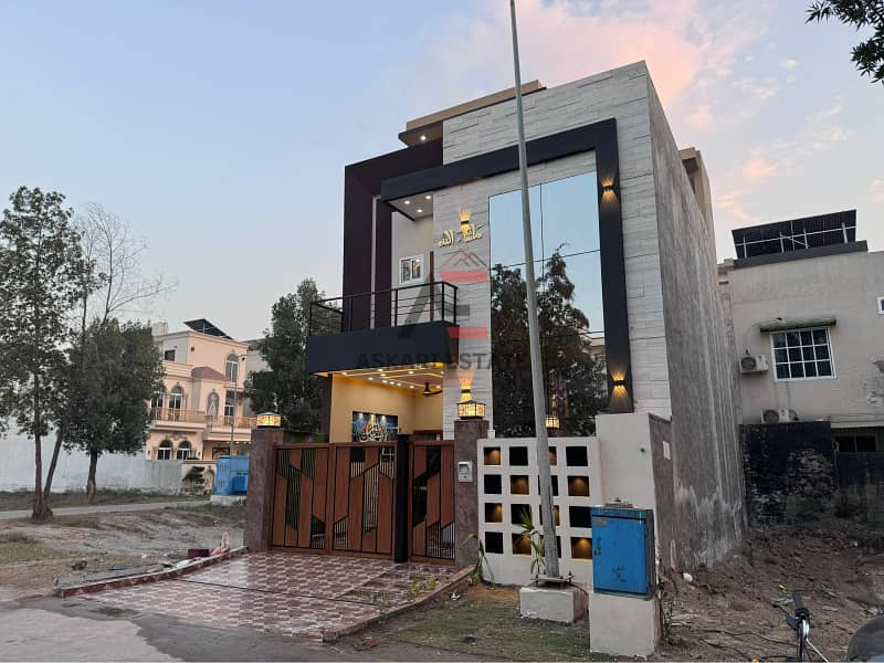 5 MARLA BRAND NEW HOUSE AVAILABLE FOR SALE (AT REASONABLE PRICE) IN CITI HOUSING GUJRANWALA 0