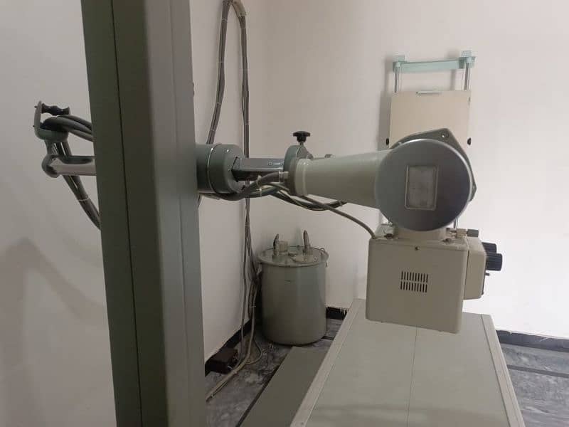 X-ray Machine 14