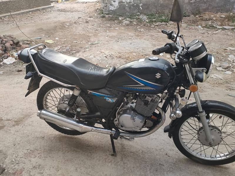 suzuki GS150 1