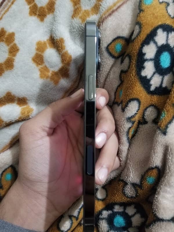 iphone 13 pro max jv 128gb with sim time 5