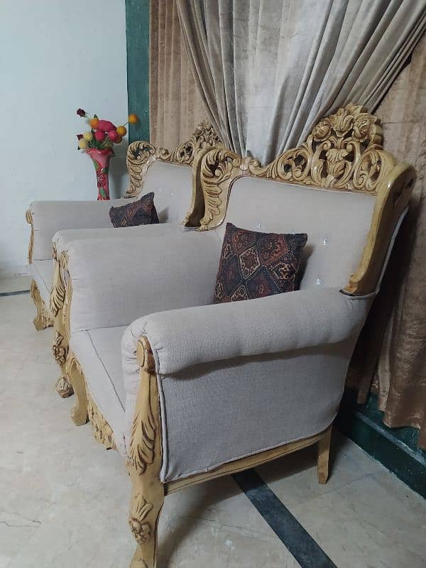 Chinoti King Style Sofa Set 3