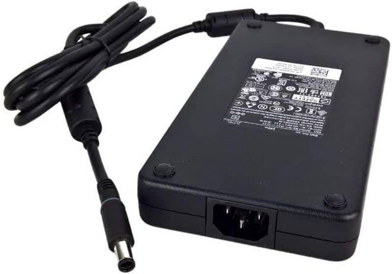 Dell Precision M6700 Workstation charger 1