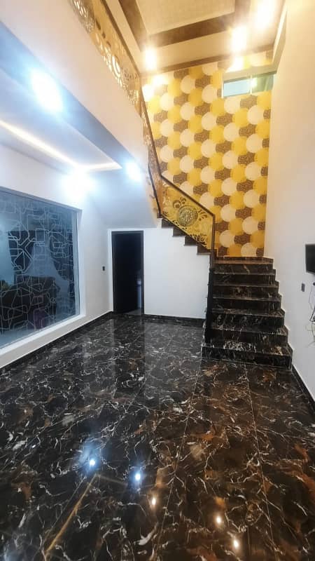 1 Kanal Brand New House For Rent Upper Portion In D-Block Khayaban-e-Amin Society Lhr. 10