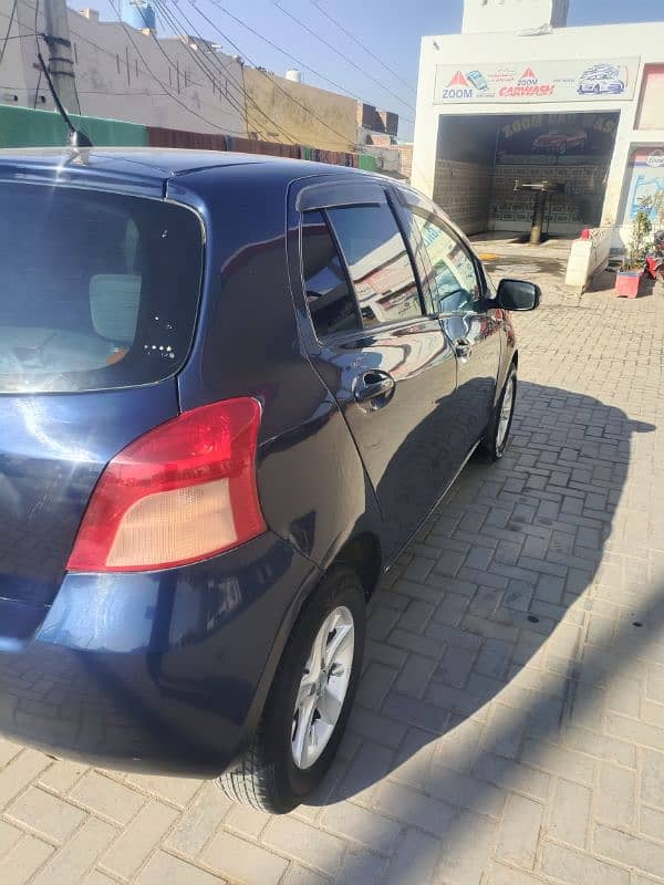 Toyota Vitz 2008 4