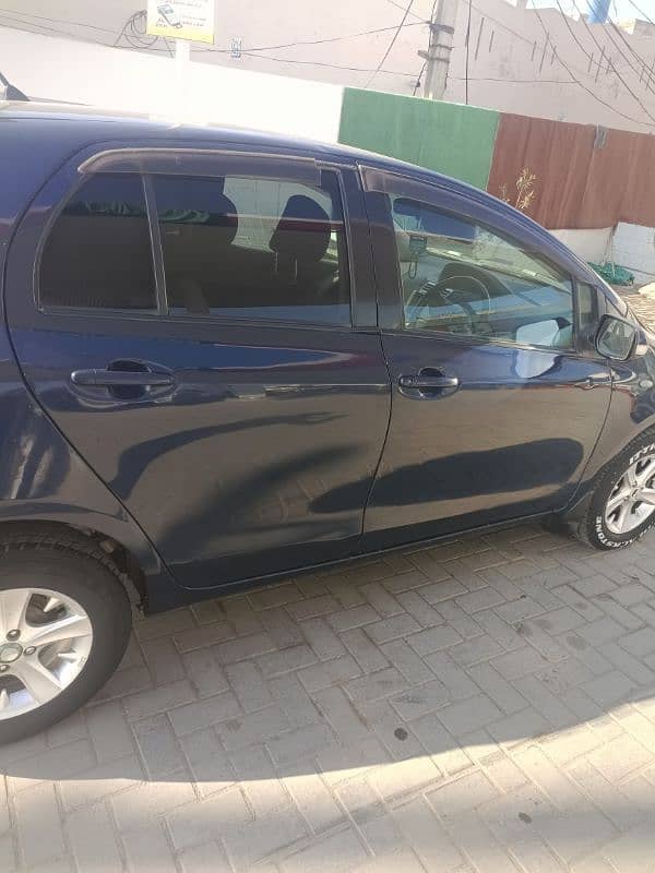 Toyota Vitz 2008 6