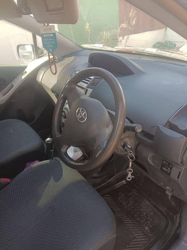 Toyota Vitz 2008 7