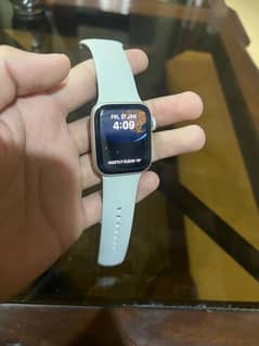 Apple smart watch SE 2022