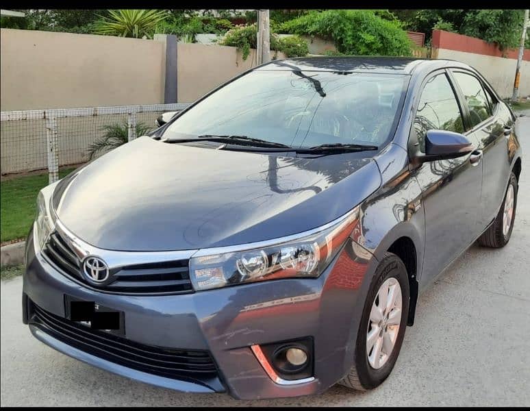 Toyota Corolla Altis Automatic 1.6 2015 Original Condition 2