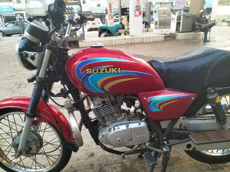 Suzuki GS-150 8