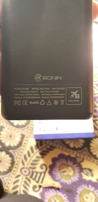 Ronin R-89 20000mAh Power Bank 1