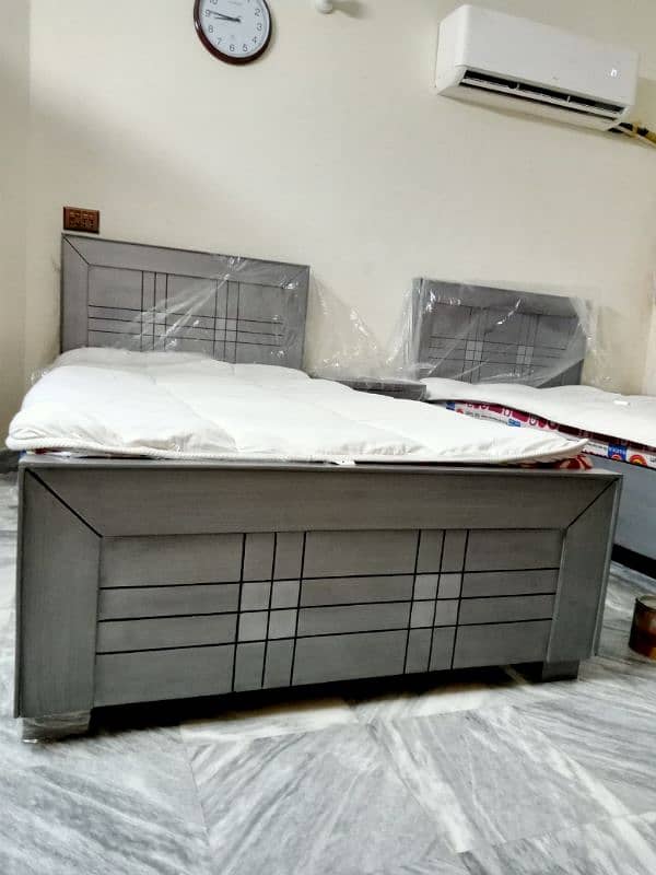 simple single beds  home/hostel size available in cheap price 1