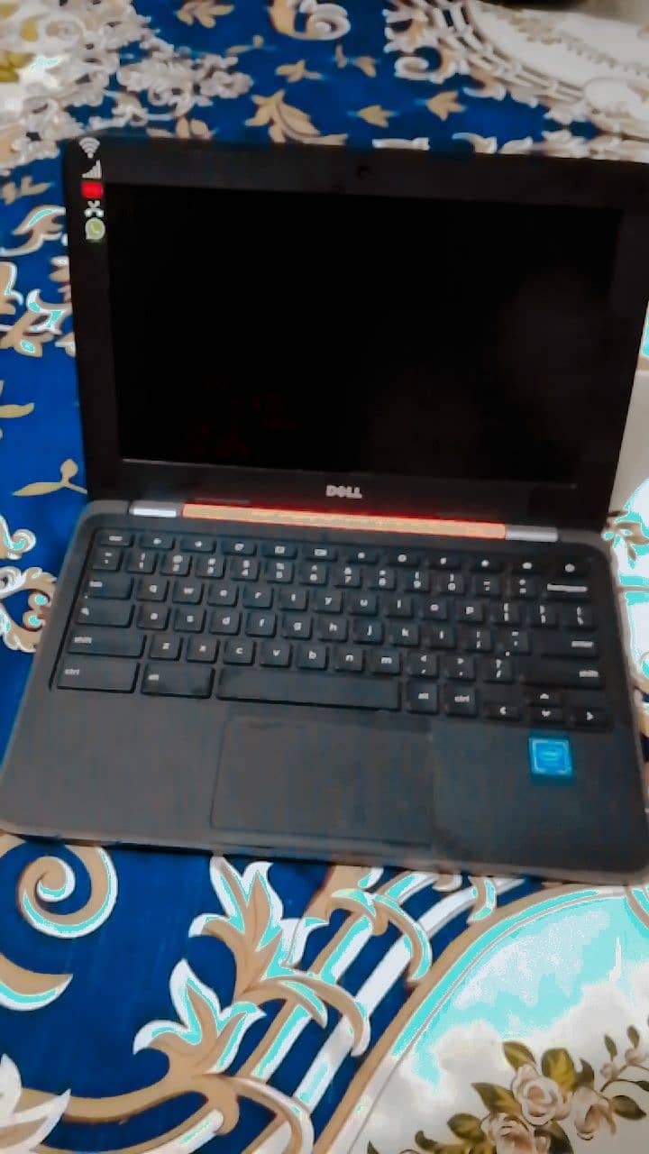 dell cromebook Laptop 3