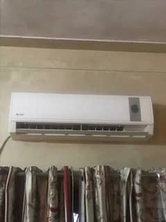 Gree 1.5 ton Non inverter