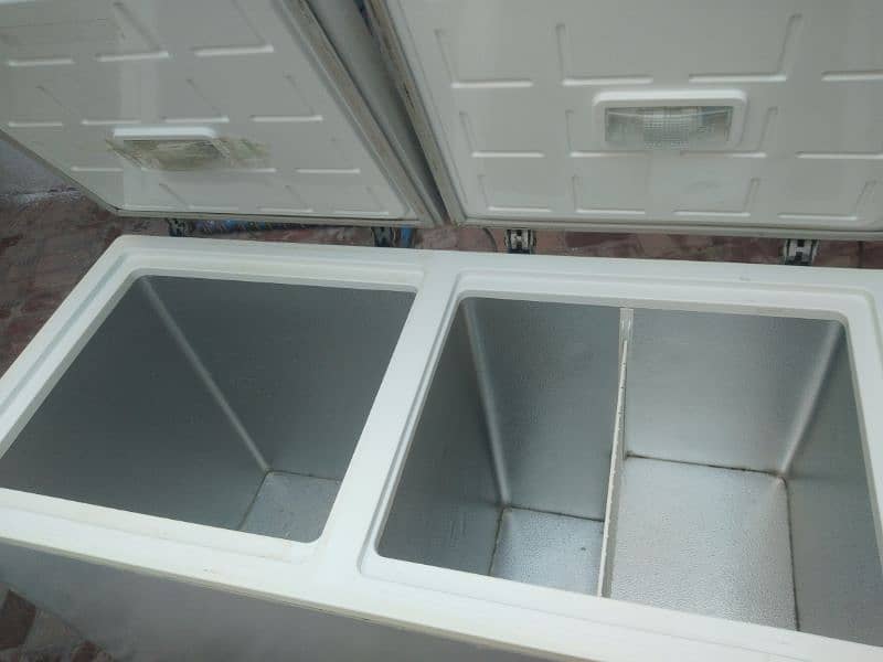 freezer for sale new cond 3