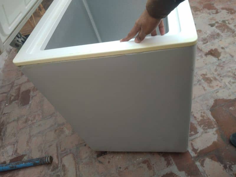 freezer for sale new cond 10