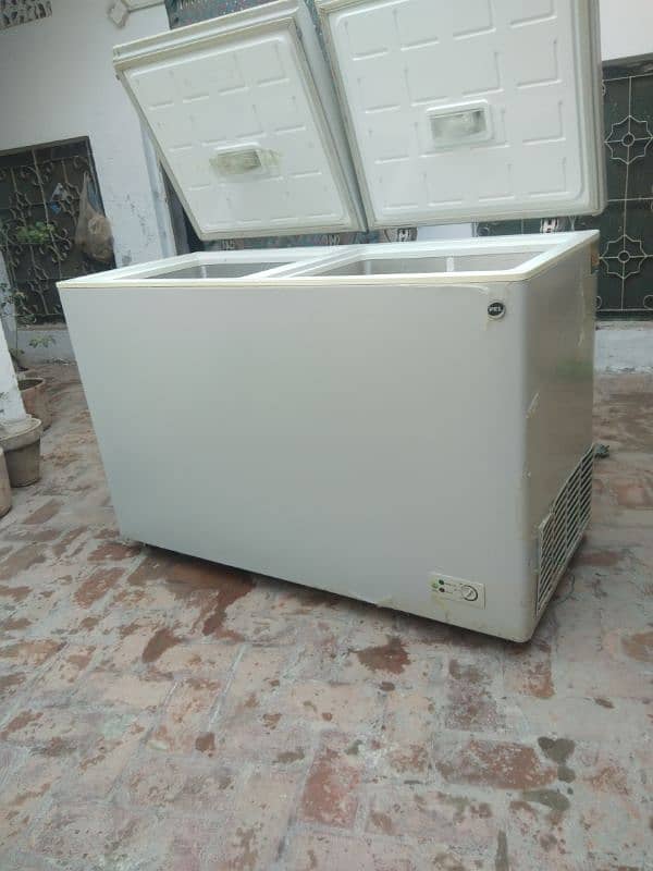 freezer for sale new cond 13