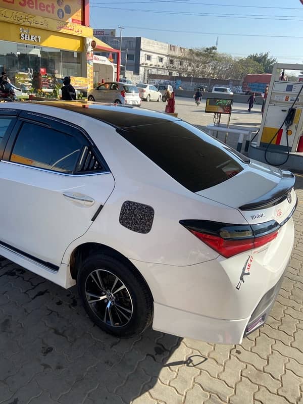 Toyota Corolla Altis 2017 9