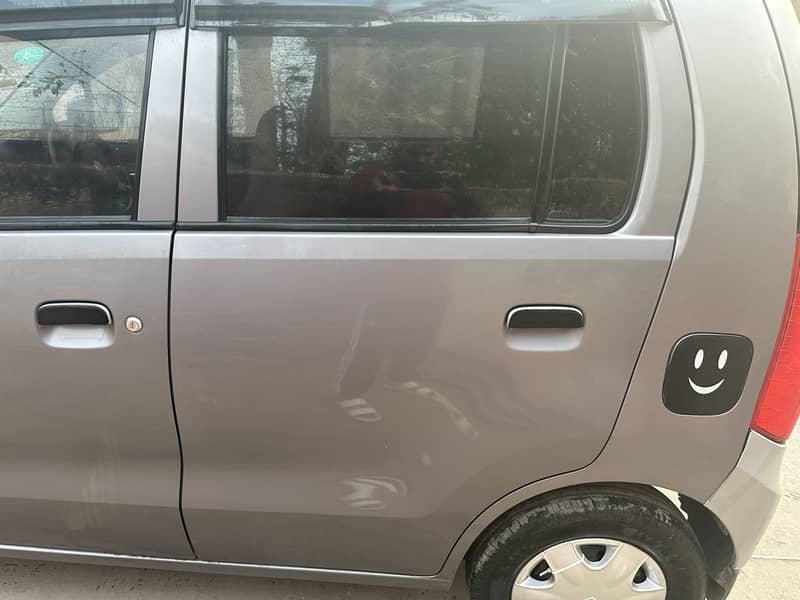 Suzuki Wagon R 2017 8