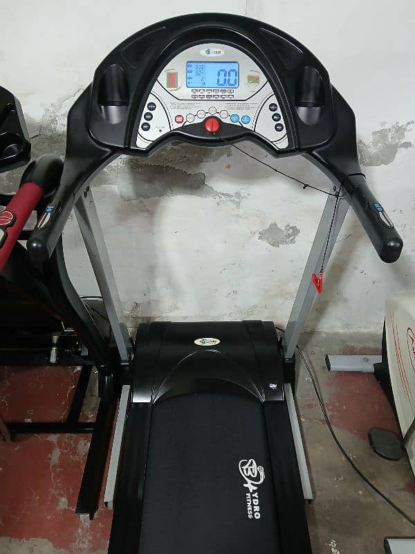 treadmils. (0309 5885468). ellapticals. spin bikes. gym cycles 10