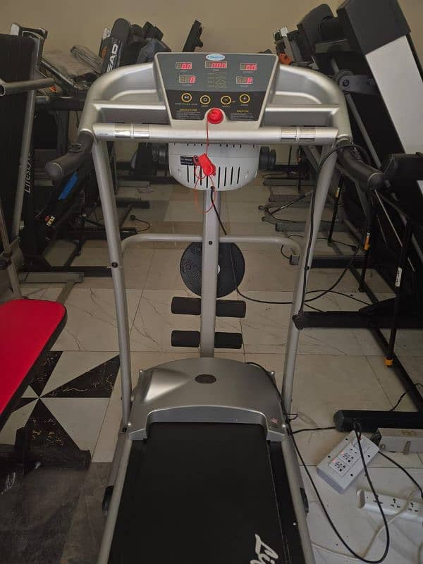 treadmils. (0309 5885468). ellapticals. spin bikes. gym cycles 13