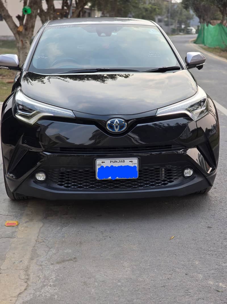 Toyota C-HR G-LED 2018 0