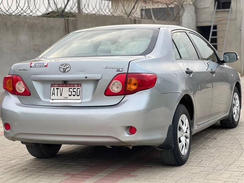 Toyota Corolla GLI 2010 6