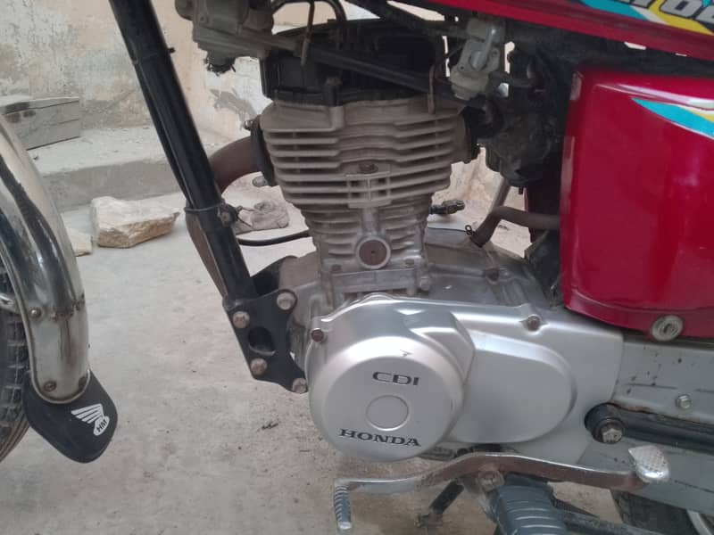 Honda CG 125 Sep-2018 Karachi Num 4