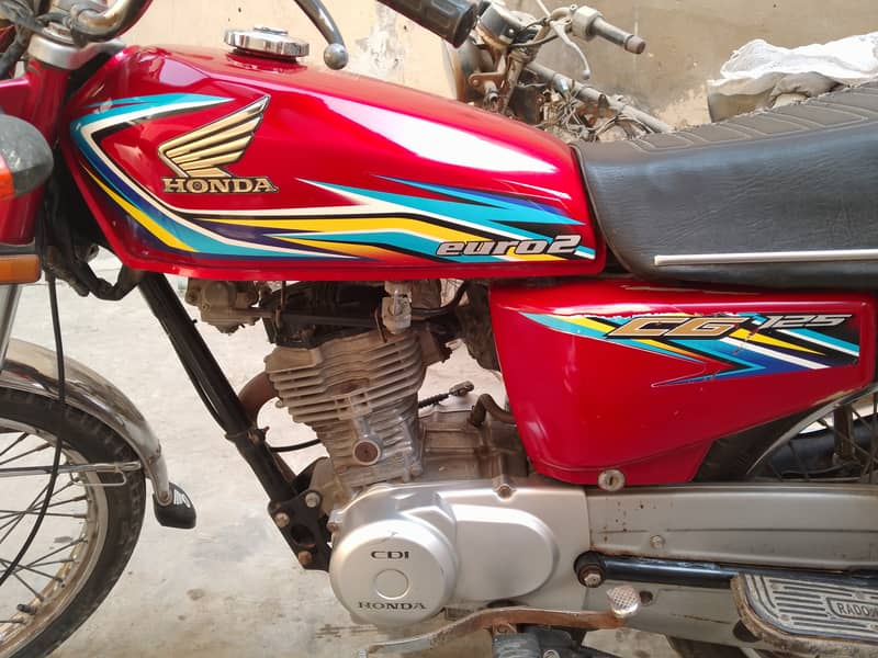 Honda CG 125 Sep-2018 Karachi Num 5