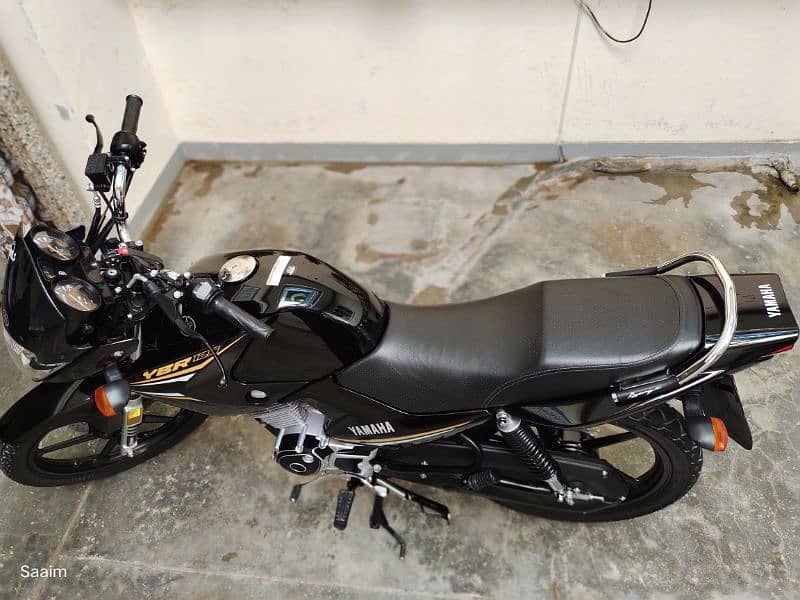 ymaha ybr 125 Black 3