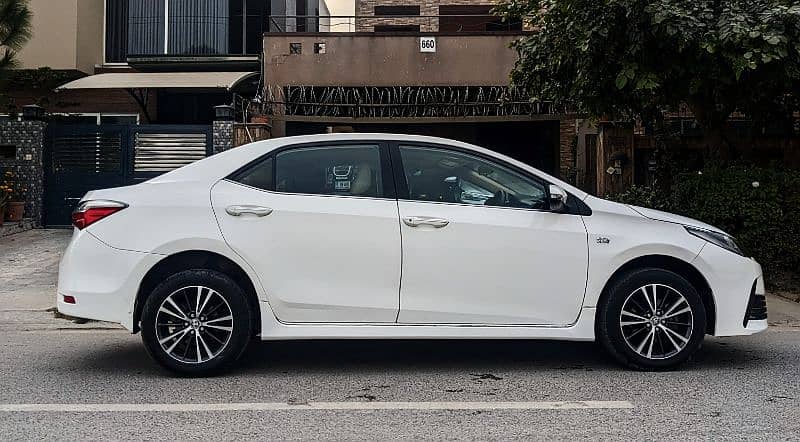 Toyota Corolla Altis 2018 1.8 cvt cruistonic 5