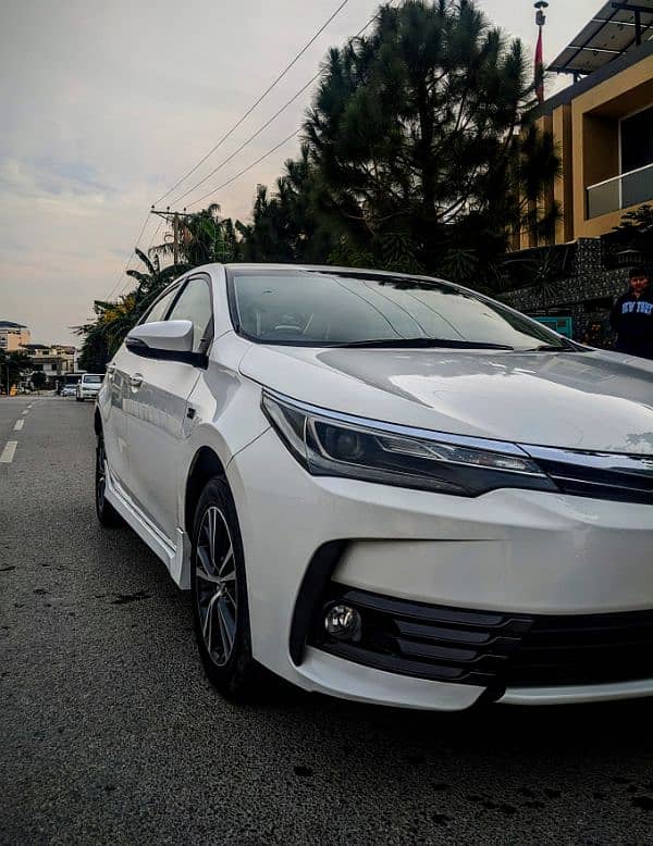 Toyota Corolla Altis 2018 1.8 cvt cruistonic 6