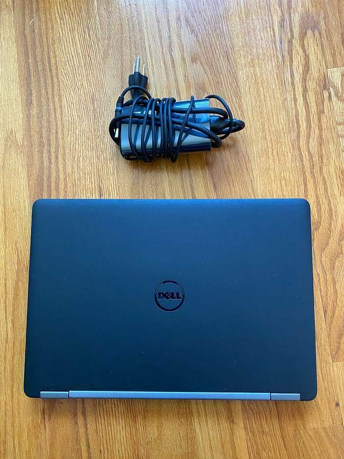 Dell 7470 6th gen laptop 10/10 2