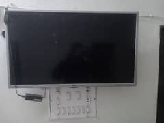 LG 32LJ52 Led